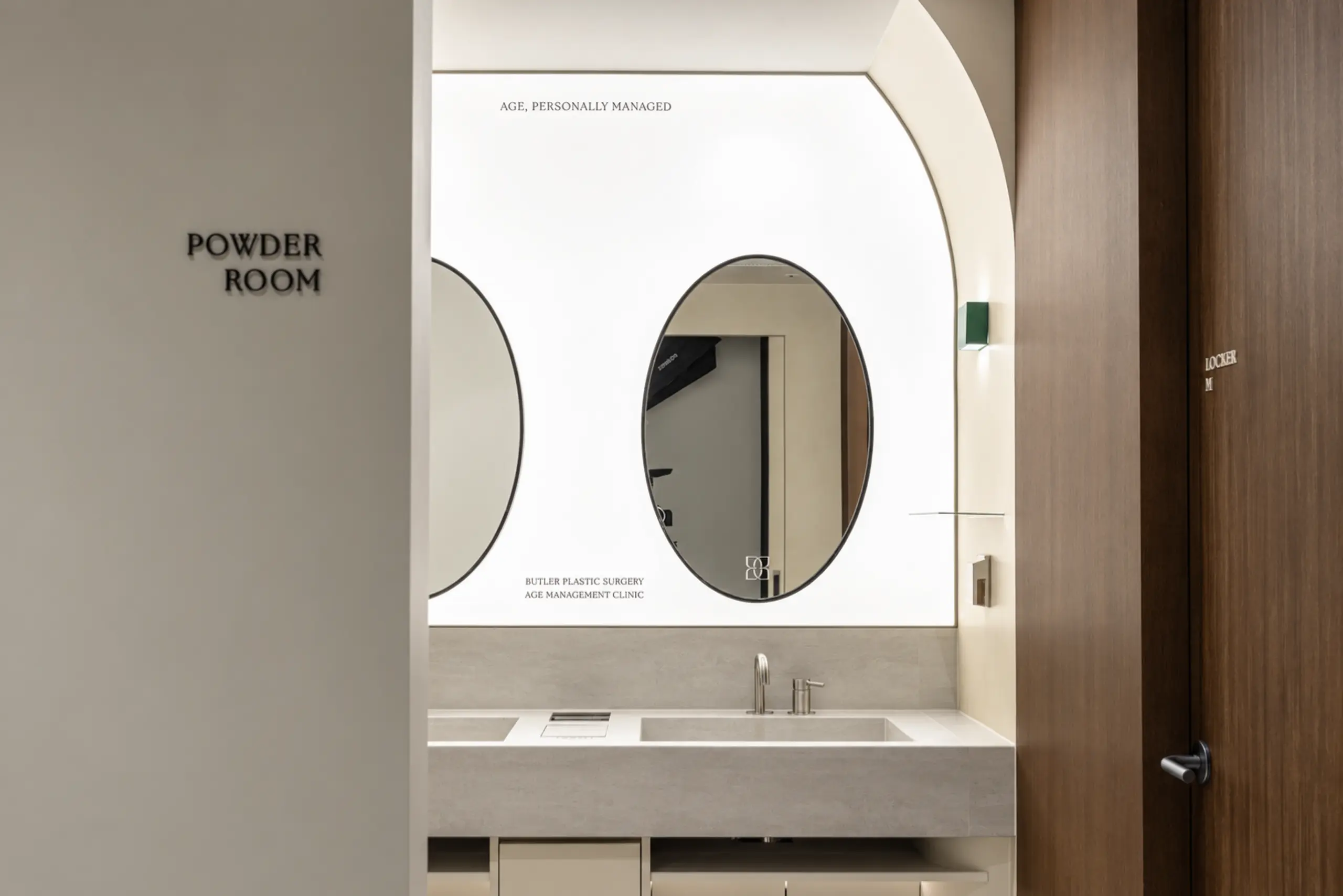 Powder room entrance