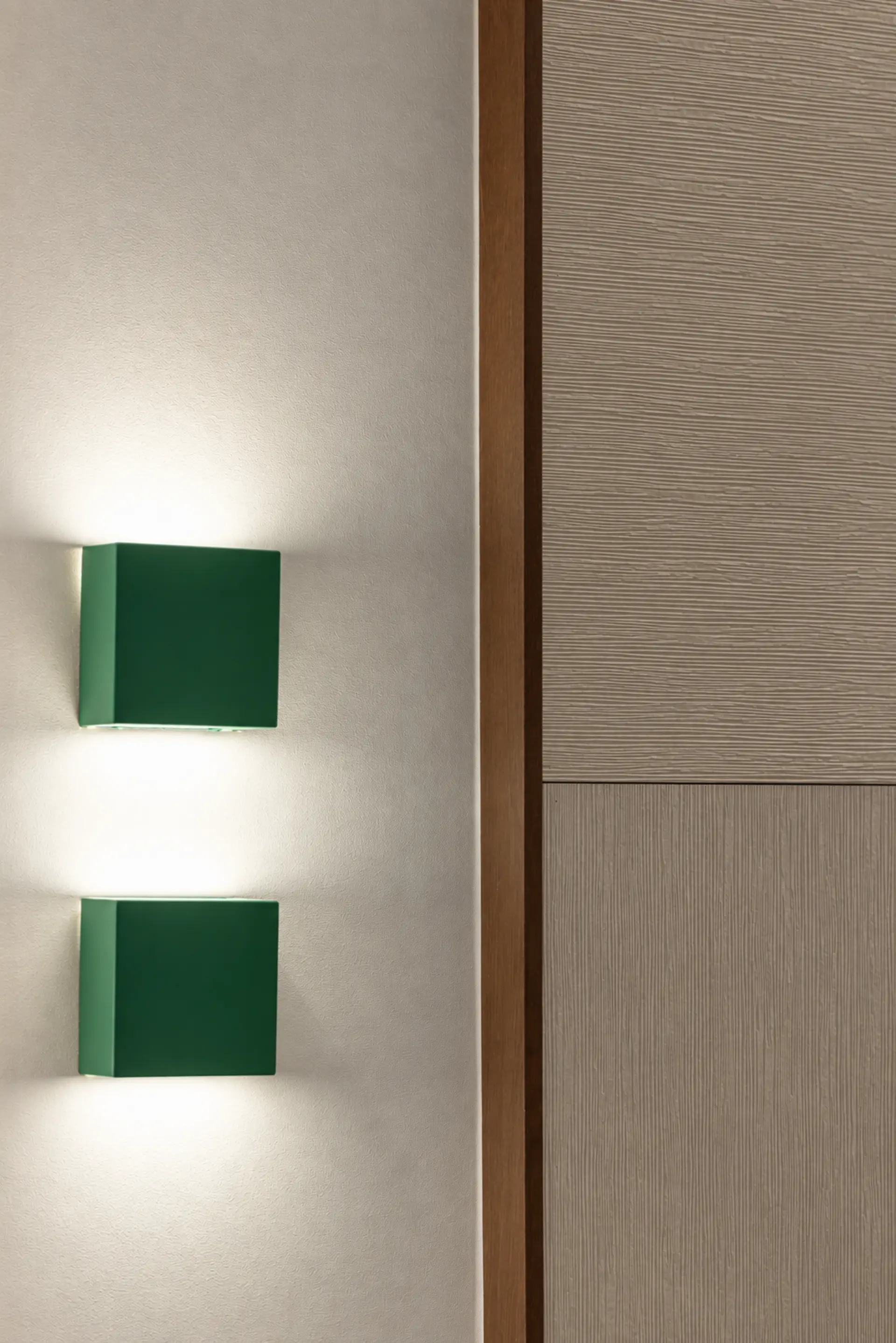 Treatment room wall light